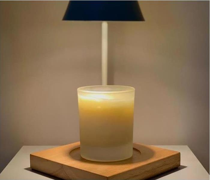 candle warmer lamp on table
